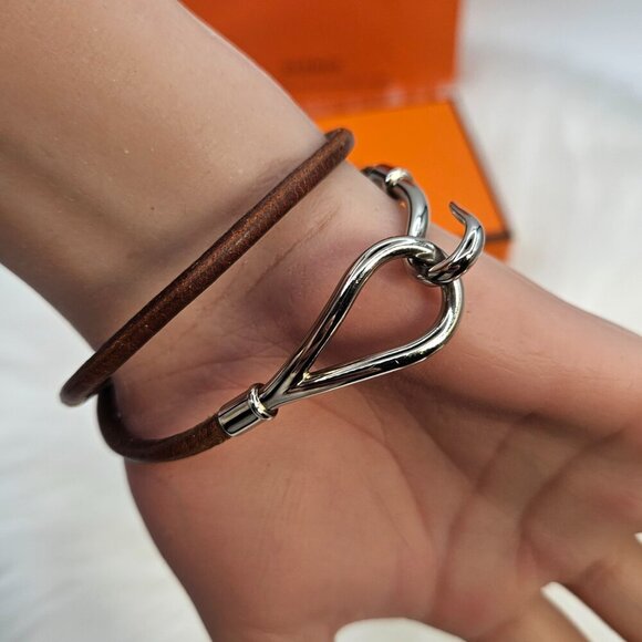 Hermès Brown Leather Silver-Tone Hook Bracelet - Picture 4 of 14